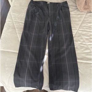 Women's High-Rise Relaxed Fit Straight Belted Trousers